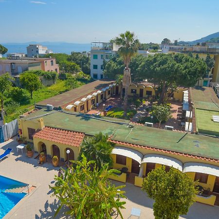 Hotel Terme Principe ラッコ・アメーノ エクステリア 写真