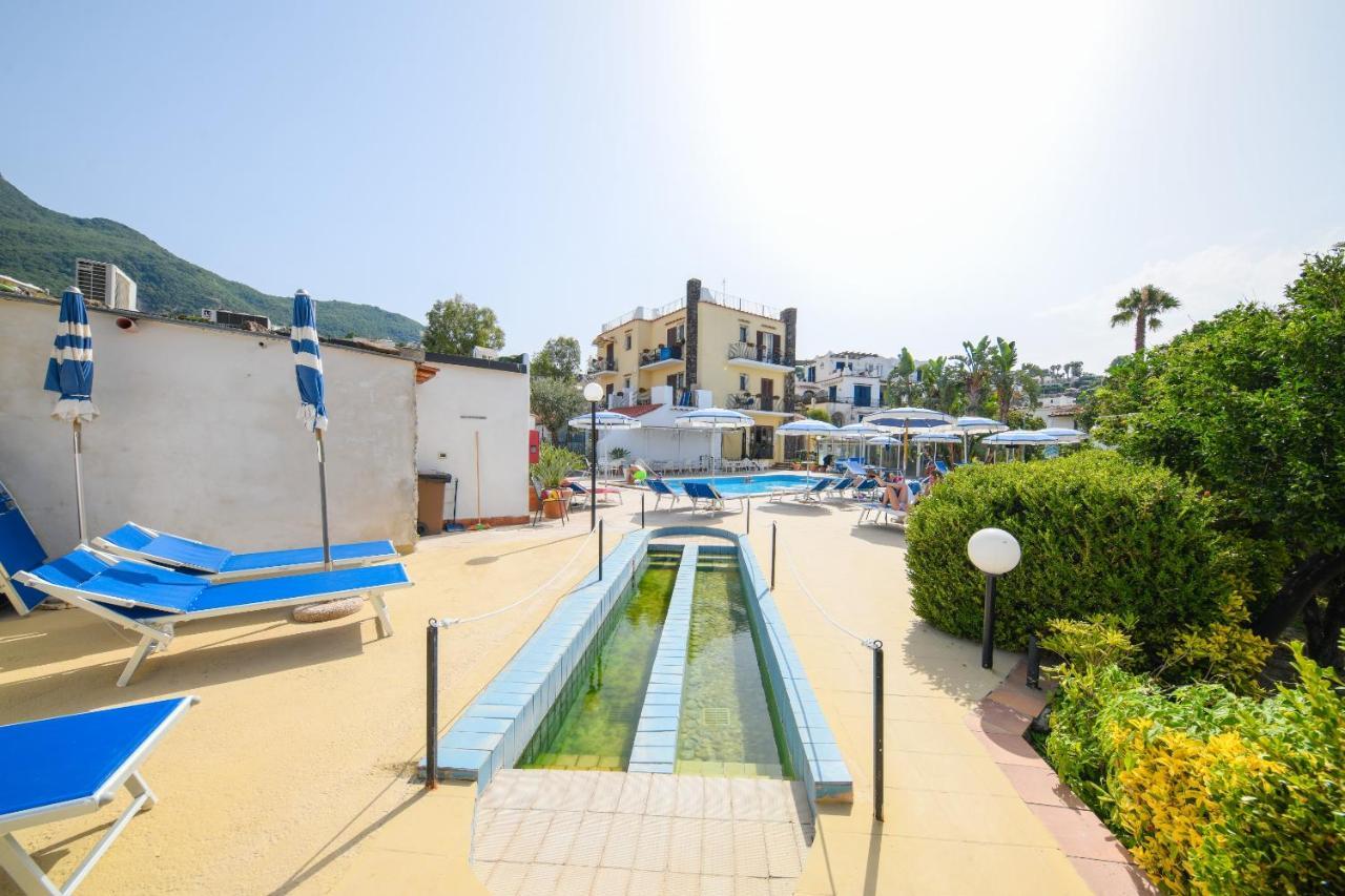 Hotel Terme Principe ラッコ・アメーノ エクステリア 写真