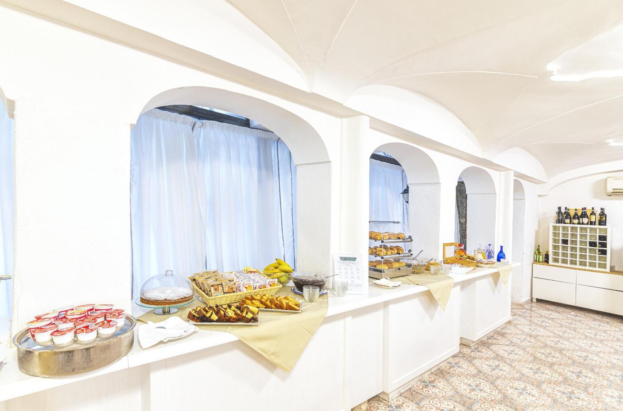 Hotel Terme Principe ラッコ・アメーノ エクステリア 写真